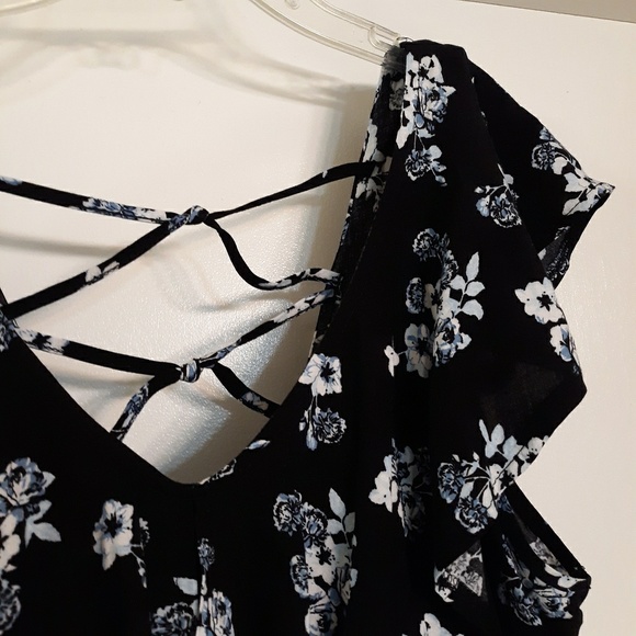 PEASANT STYLE NAVY COLLARED BLOUSE, 3X(21) - Picture 2 of 7